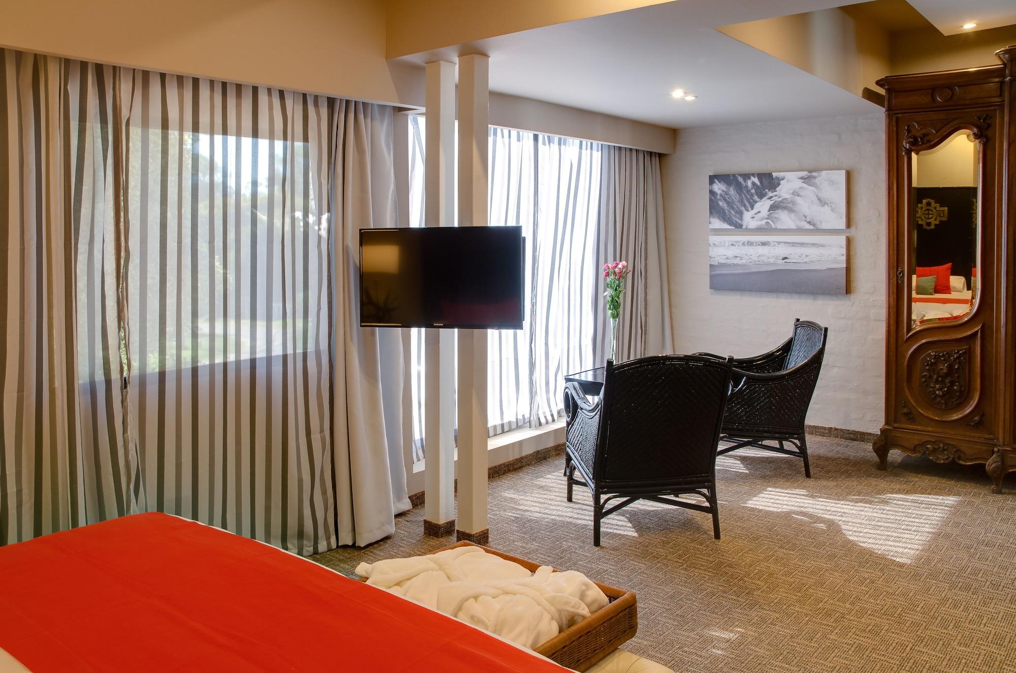 Spa Hotel La Reserve Colonia del Sacramento Luaran gambar A suite at the hotel